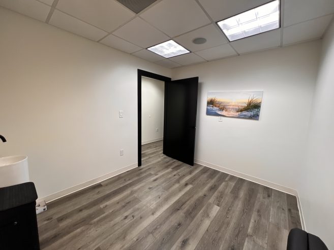 MD looking for DC to rent space in Integrative Medical clinic – Costa Mesa/Newport Beach