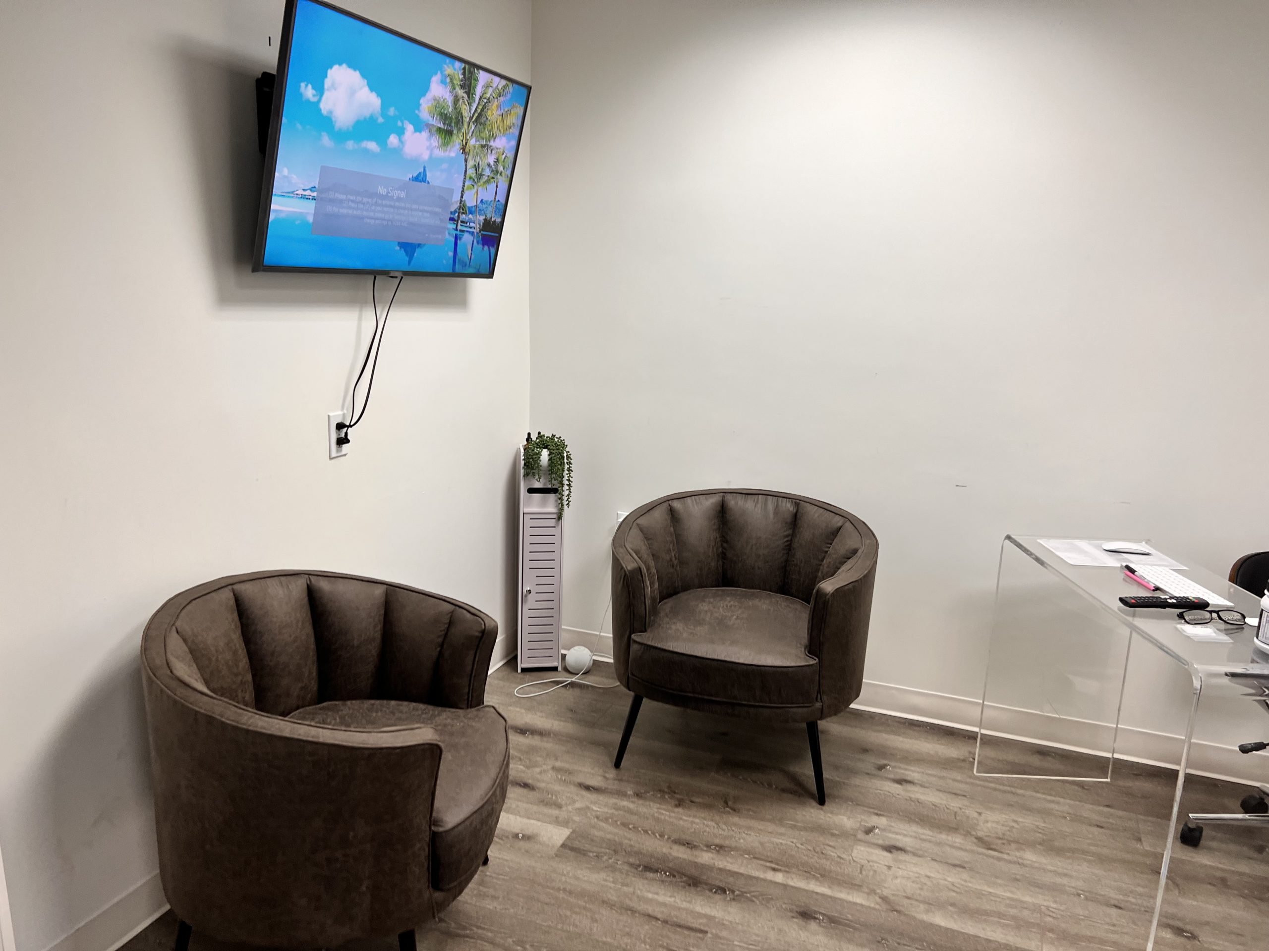 MD looking for DC to rent space in Integrative Medical clinic – Costa Mesa/Newport Beach