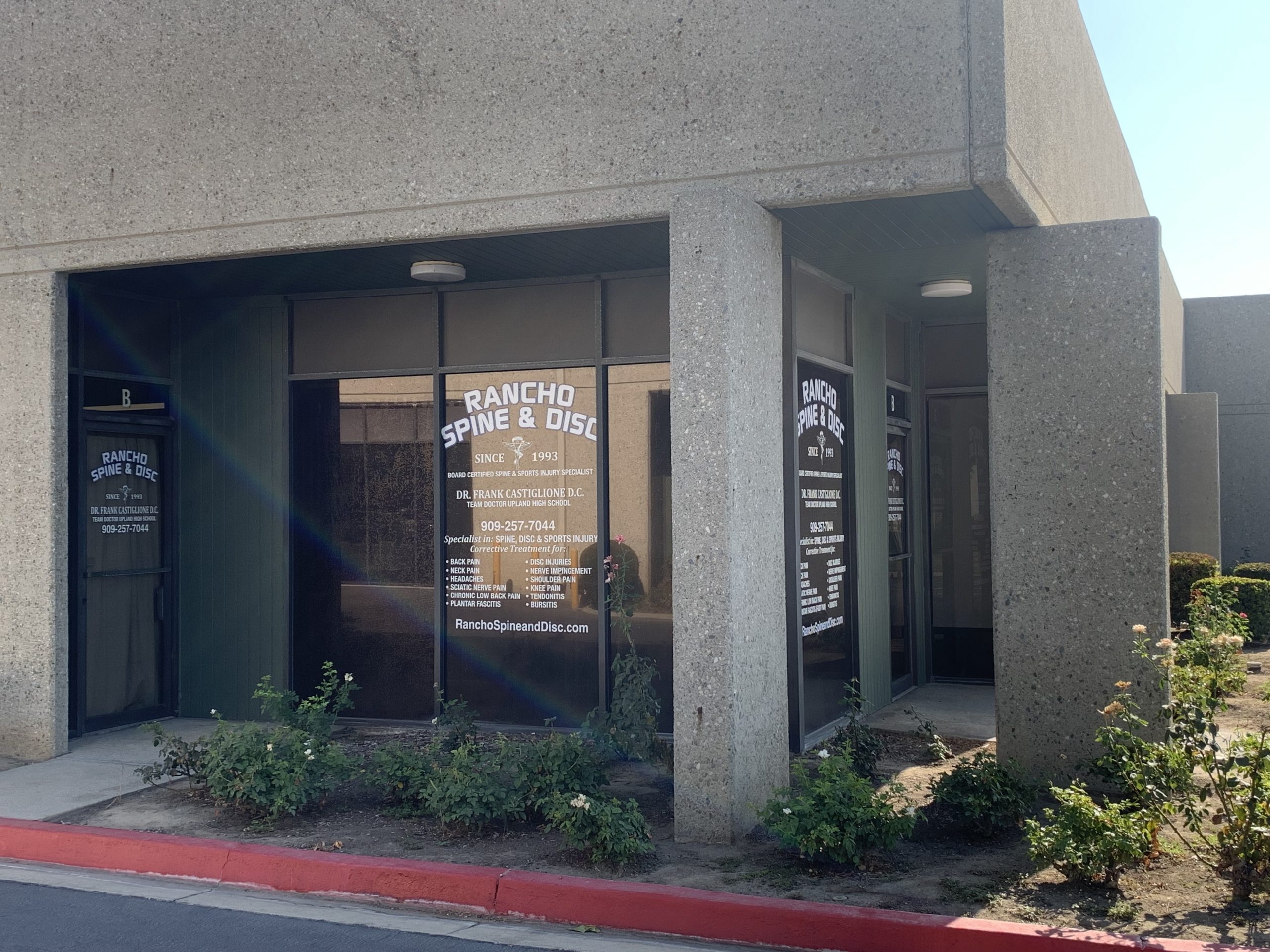 FULLY EQUIPPED CHIRO. OFFICE FOR RENT 4 days/wk., includes DIGITAL XRAY & SPINAL DECOMPRESSION