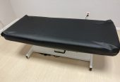 Earthlite Elect Lift Massage Table