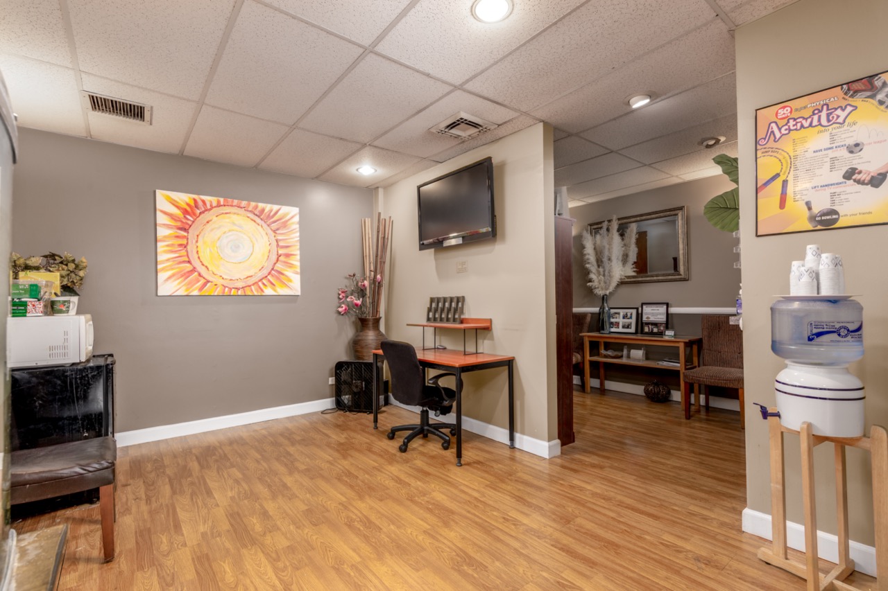 Lakewood- ALL PRO Health Center