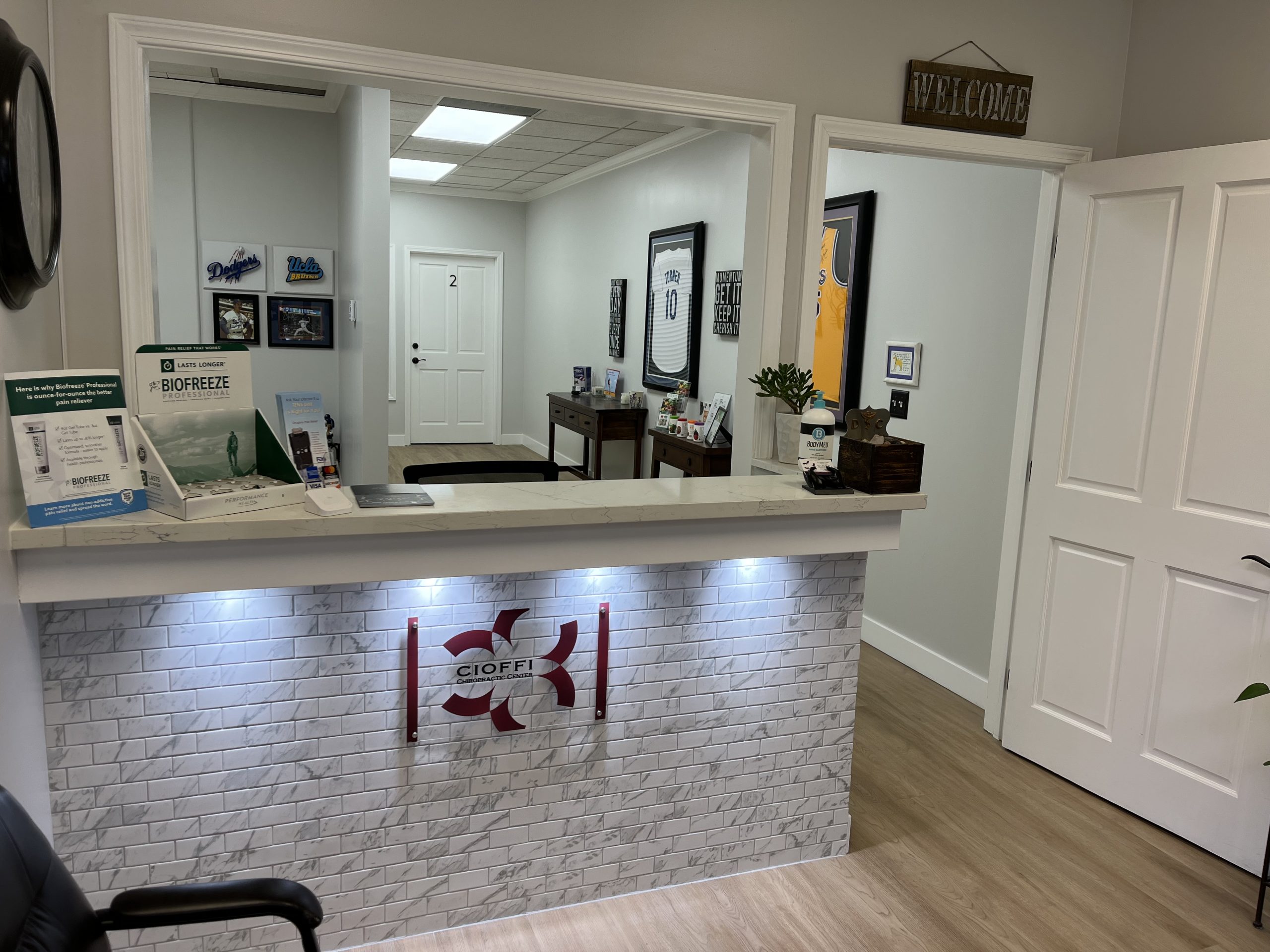 Northridge Office Space – M/W/Sa/Su