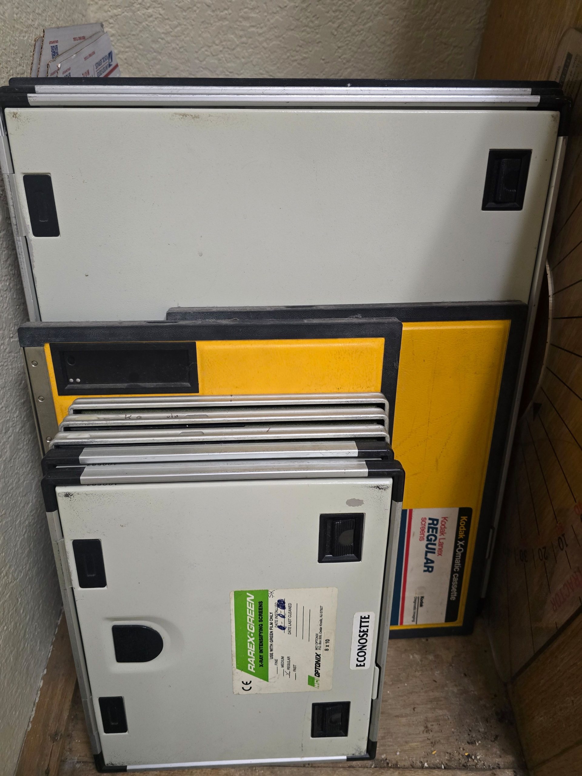 X-RAY EQUIPMENT
