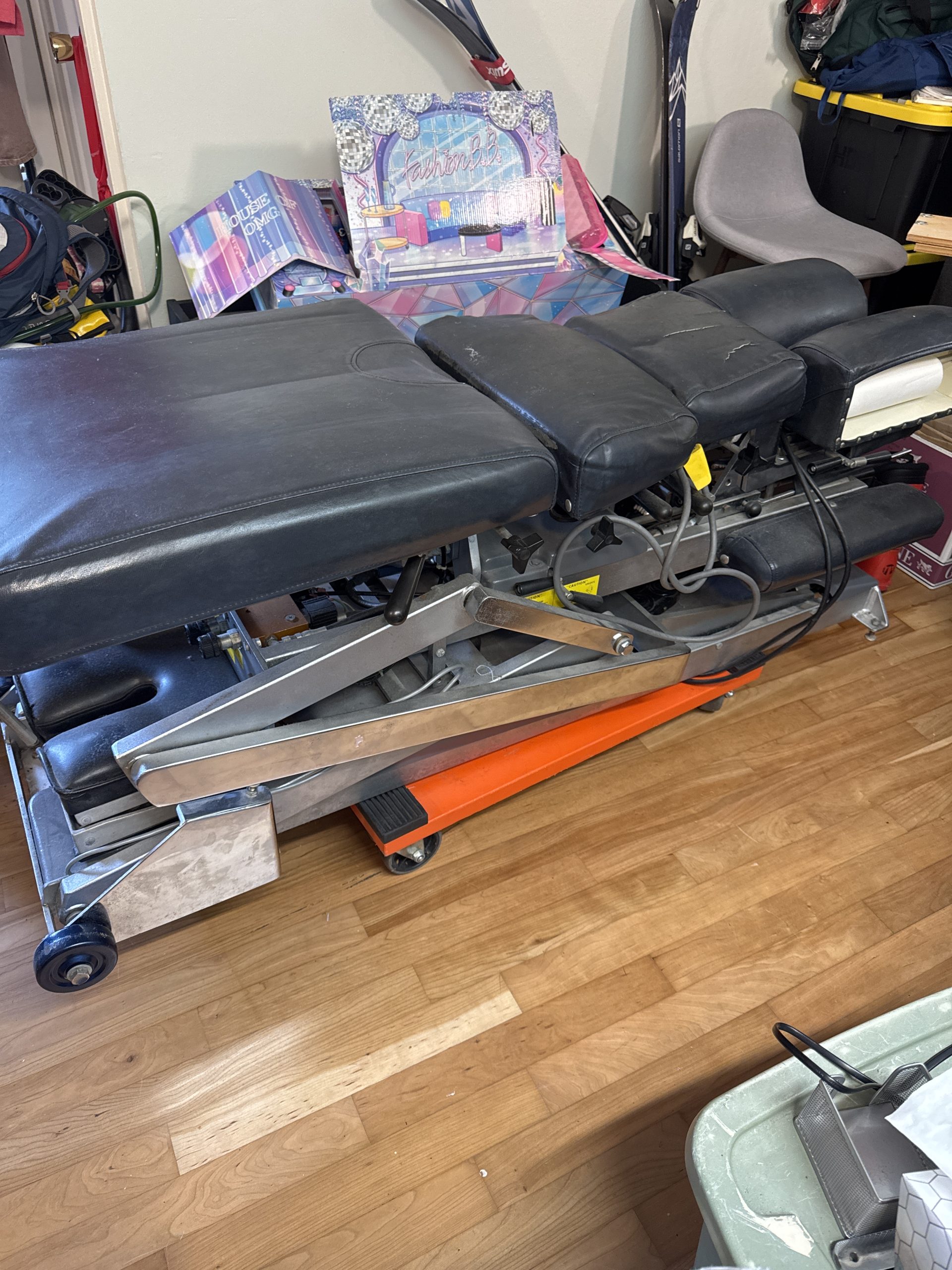 !! FREE !! Lloyd elevation, full drops, 1986