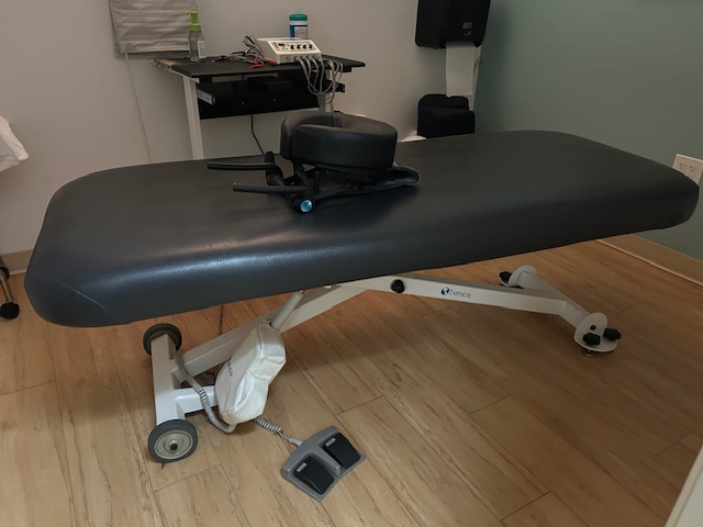 Earthlite table with elevation