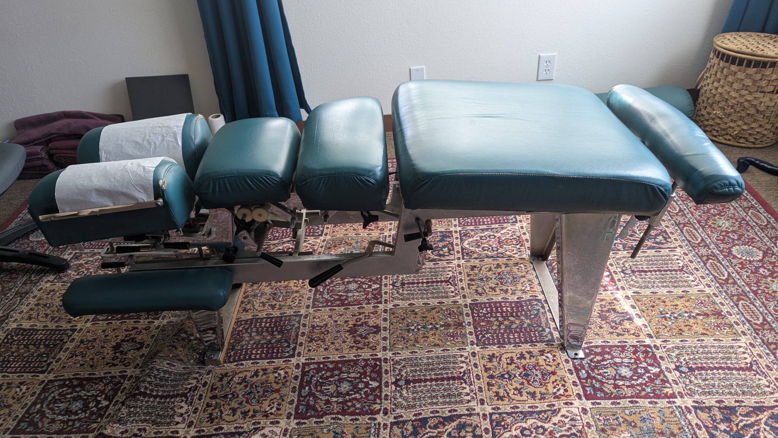 Lloyd Chiropractic Drop Table
